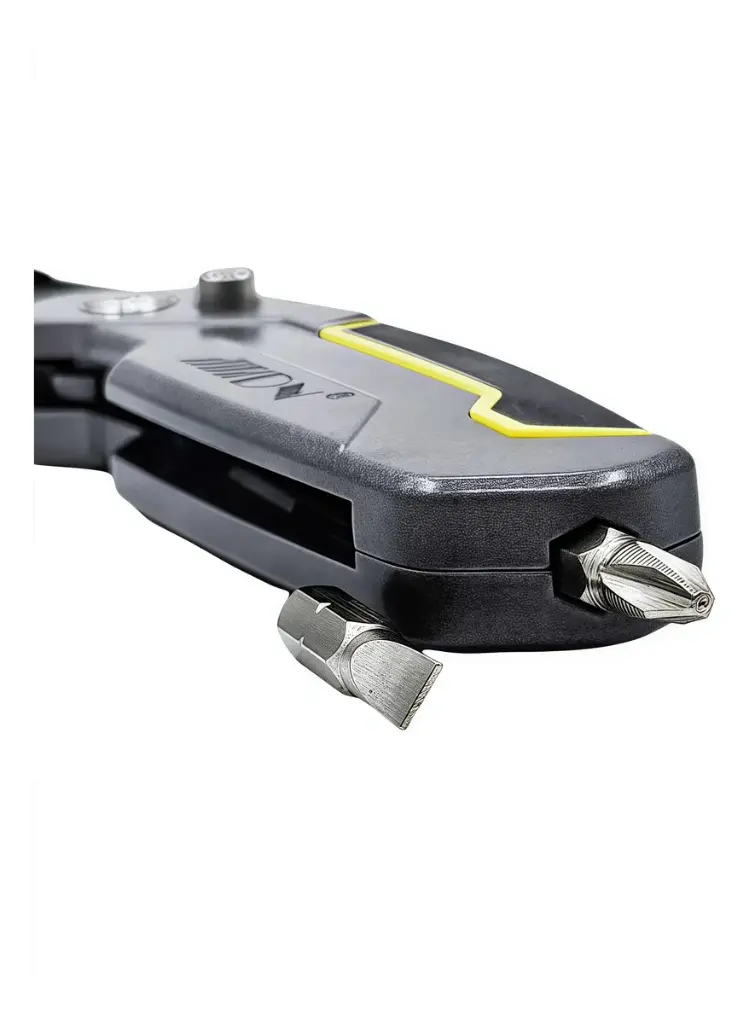 Cuchillo cartonero metálico retráctil tipo mariposa con repuestos TYKON -4.webp